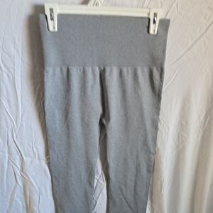 NWOT Zenana Outfitters Tummy Control Gray Leggings